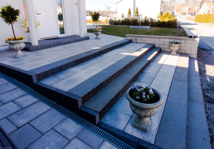 Plattläggning & Bygga Stödmurar