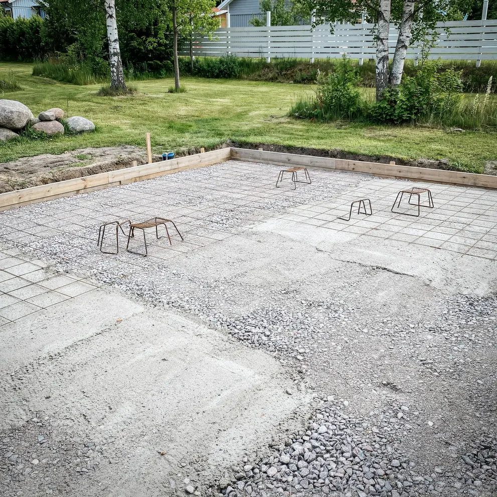 bygga husgrund gjuta platta pa mark botkyrka tumba tullinge stockholm
